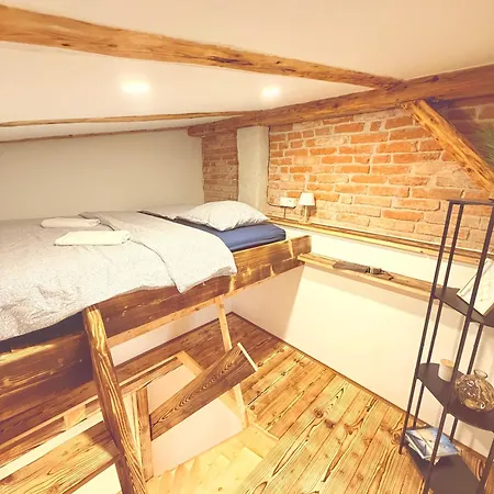 Lotta Apartment *