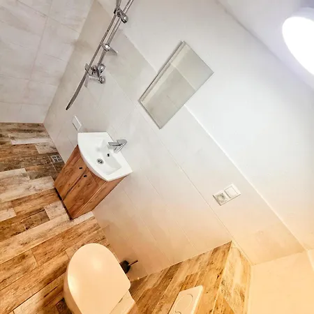 Lotta Apartment *